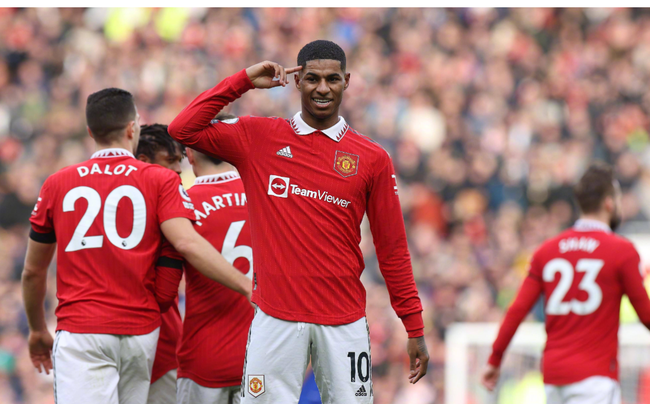 阵容并非豪 阵容并非豪