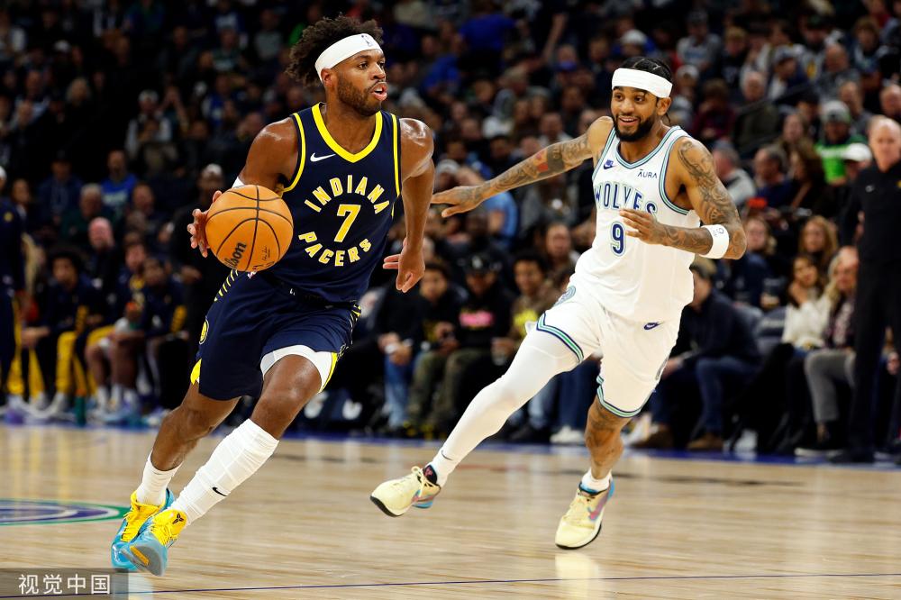 的中场发动 的中场发动