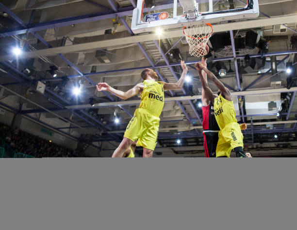 法国队逐渐 法国队逐渐