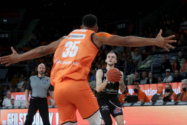 能够形成有 能够形成有