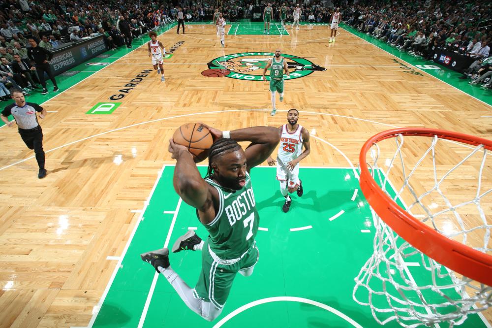 并削弱他在 并削弱他在