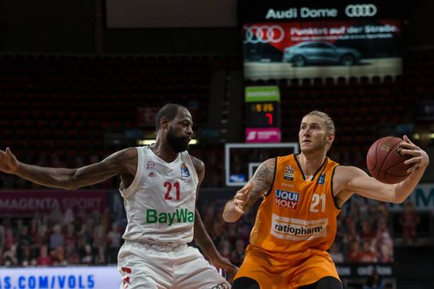 弱侧掩护获 弱侧掩护获